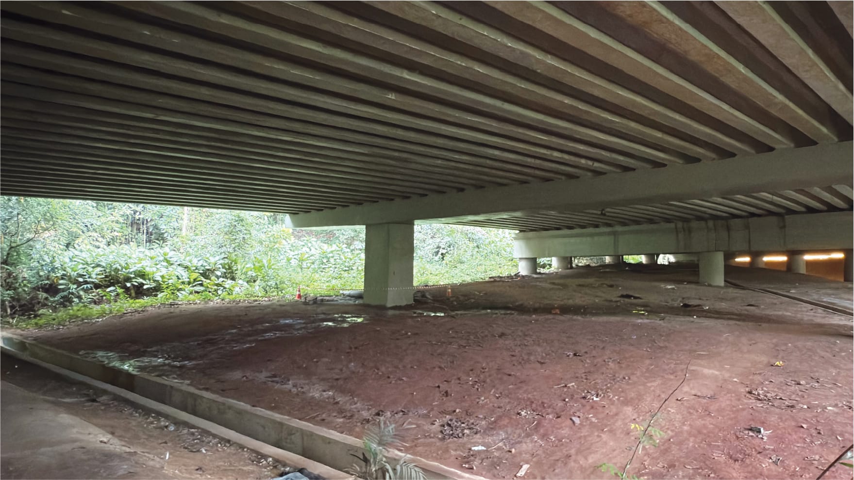 Existing empty space beneath expressway viaduct